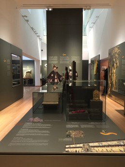 Museo de las Peregrinaciones y de Santiago. Mesa impresa.